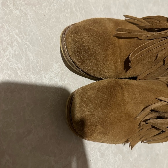 Women’s fringe bootie - Picture 2 of 8